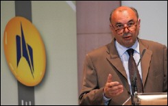 SGE.OKN26.030506173933.photo00.quicklook.default-245x155.jpg