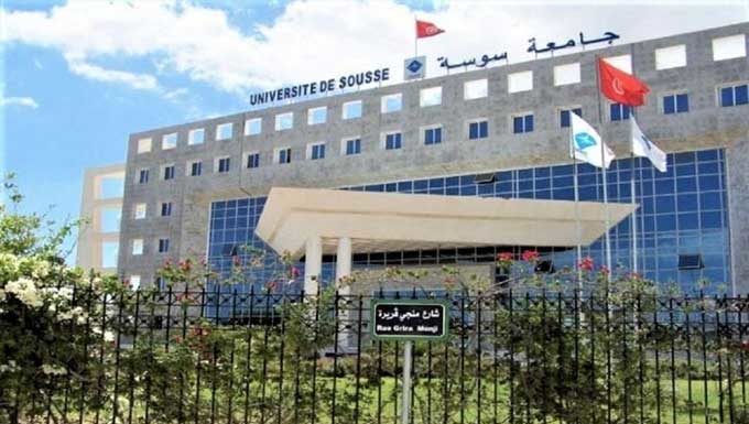 université