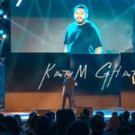 Festivals : Rire et Critique Sociale, Karim Gharbi Brille avec son Spectacle “Visa” à Carthage
