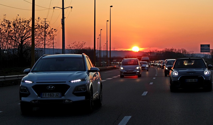 circulation voitures autoroute