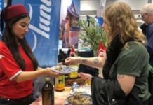 Tourisme : forte affluence au pavillon tunisien au salon Ottawa Travel & Vacation Show 2026